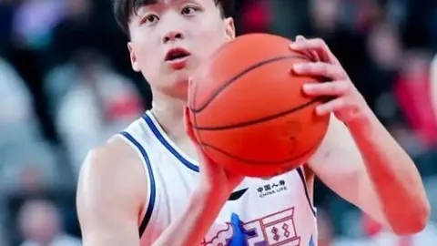 足球攻略周五004挪超赛事前瞻：桑纳菲尤尔奥斯陆，独家推荐解析